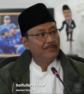 Menteri Sosial (Mensos) Saifullah Yusuf sebut pemerintah tengah menyiapkan 15 ribu laptop bagi siswa Sekolah Rakyat. [Instagram]